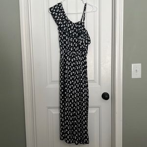 Black & White Jumper